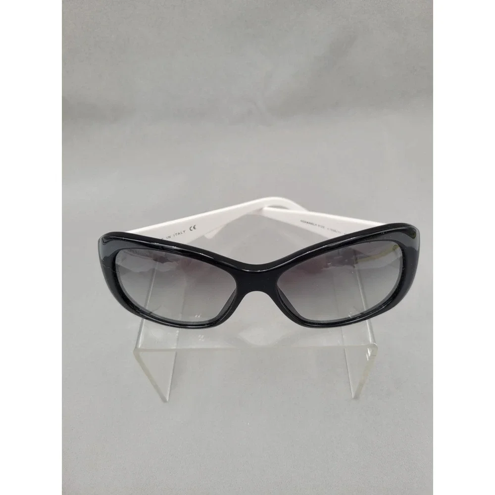 CHANEL‎ 5123 Vintage Icon Charms Bi-Color Sunglasses Y2K Black White box & case